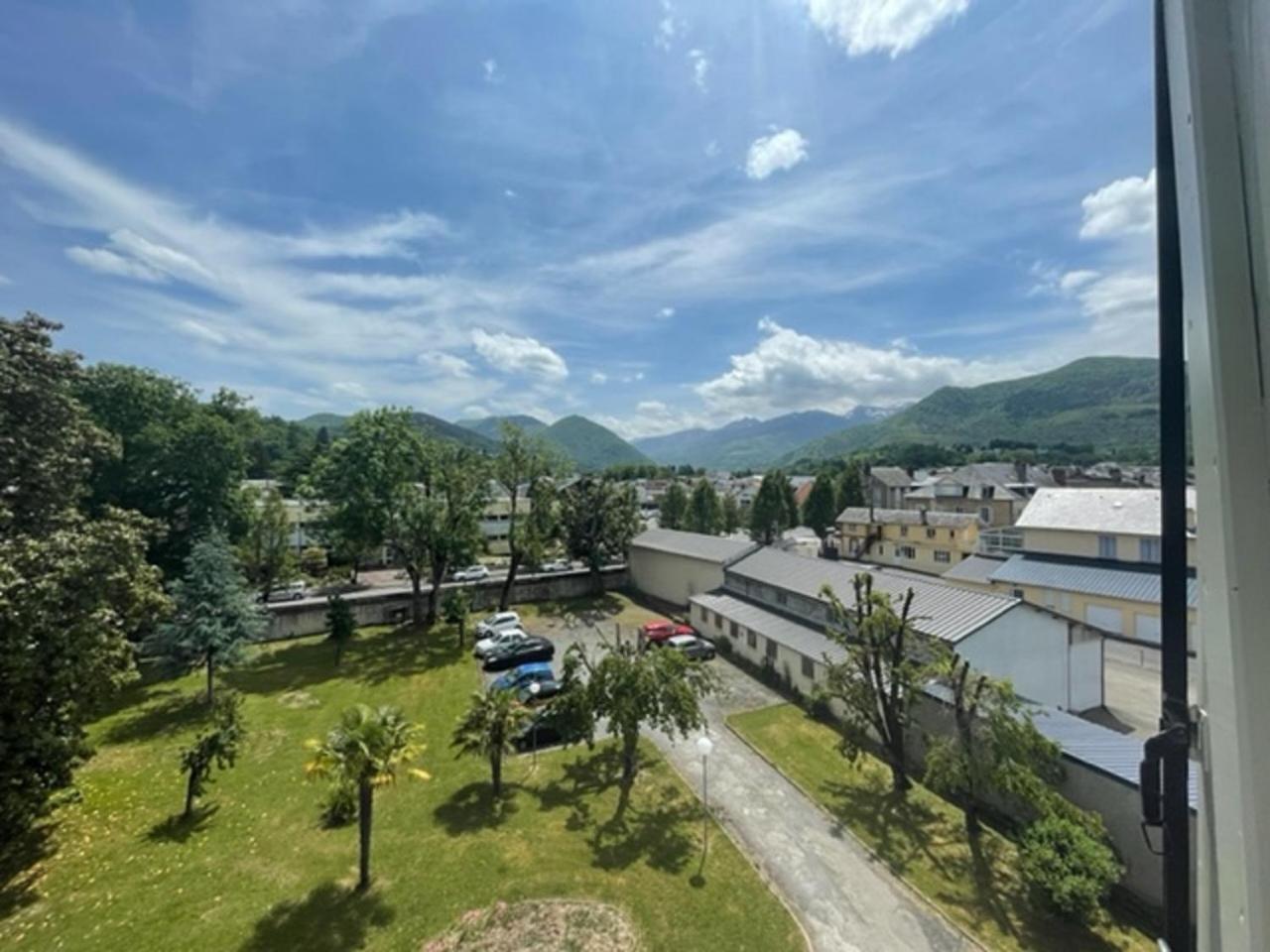 Villa Bonvouloir Bagnères-de-Bigorre Buitenkant foto